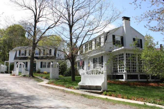 House at 4 Colonial Terrace