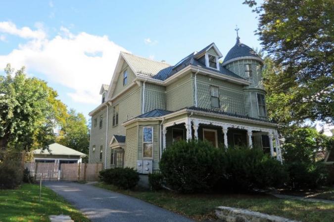 Henry Ellison House at 410 Common Street